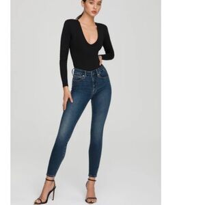 Good American good legs skinny jeans. Mid rise, 29” inseam. NWT! Size 6/28